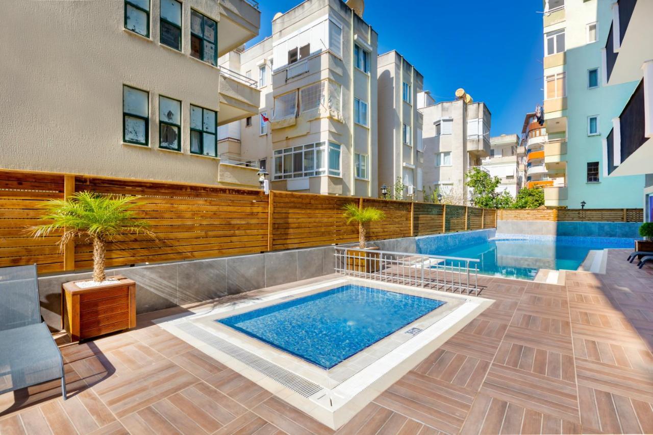 Royalisa City Apart Hotel Alanya Exterior photo