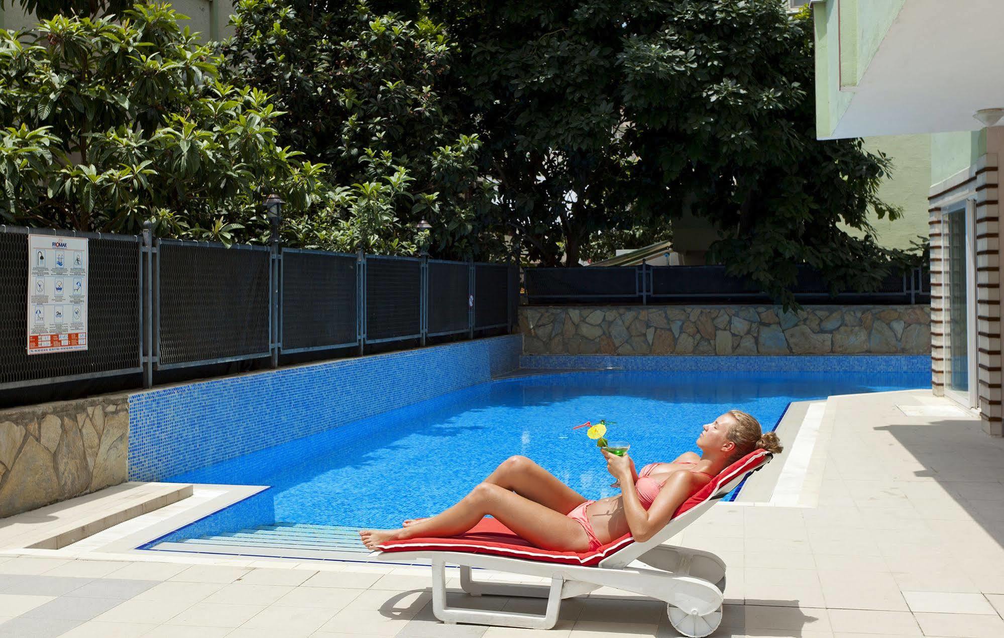 Royalisa City Apart Hotel Alanya Exterior photo